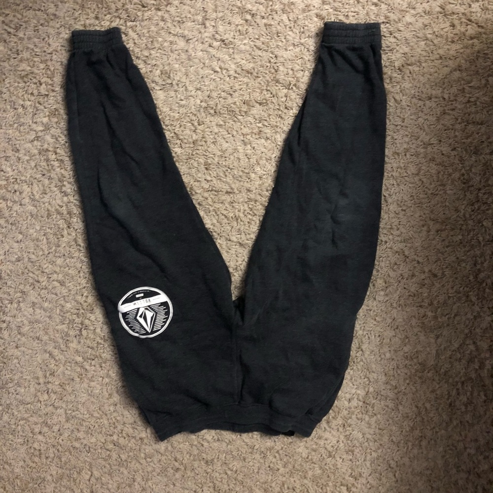Volcom sweats